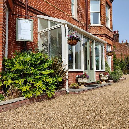 The Corner House Bed and Breakfast Lowestoft Eksteriør billede