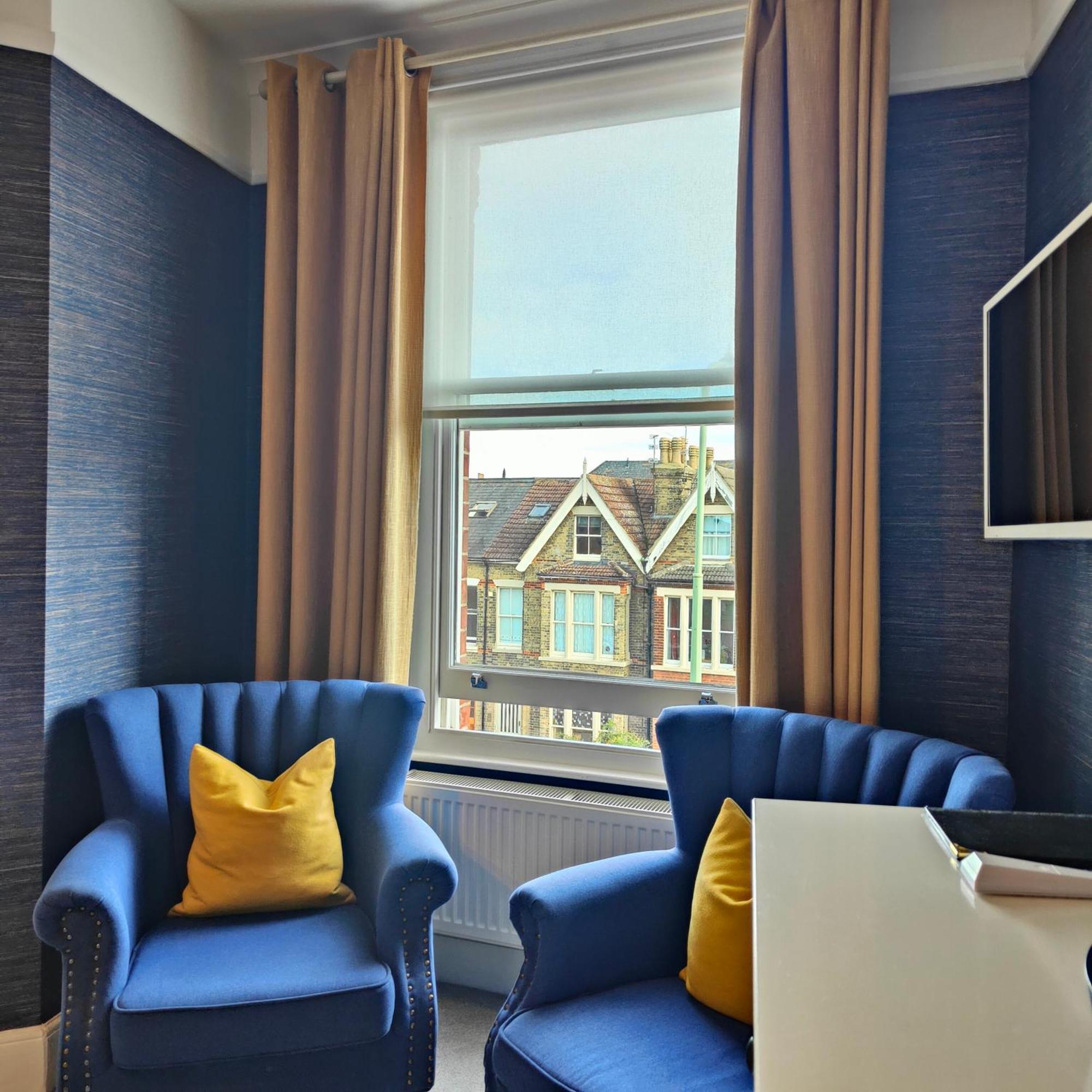 The Corner House Bed and Breakfast Lowestoft Eksteriør billede